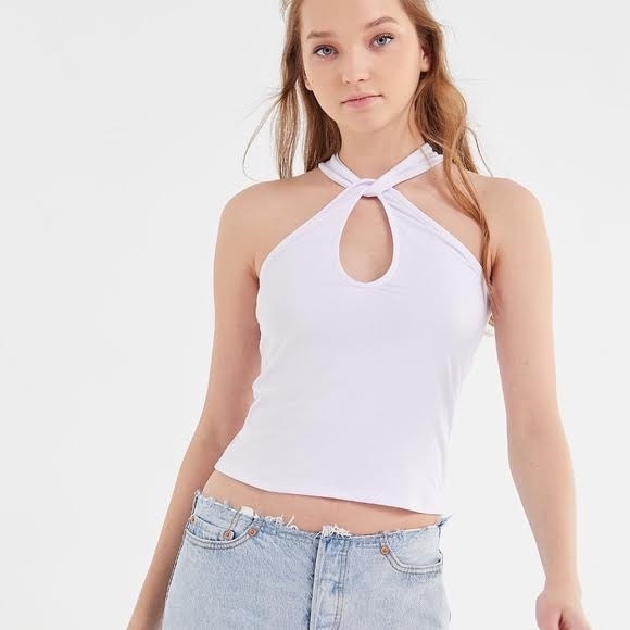 white keyhole top